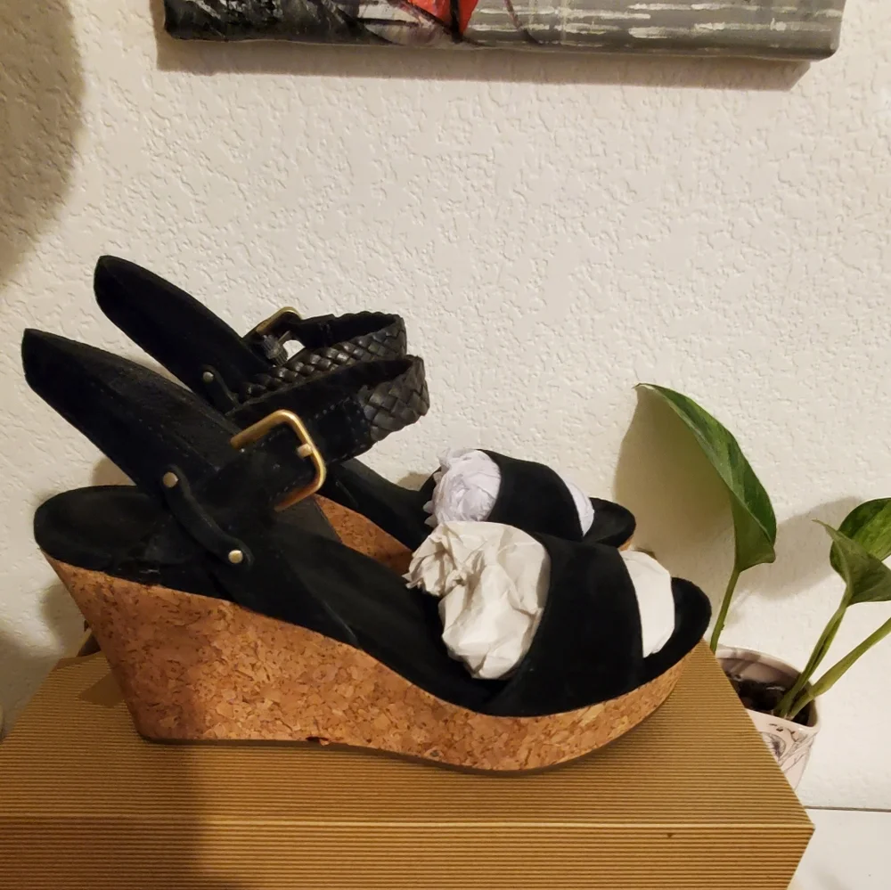 UGG AUSTRALIA Women's CORK WEDGE BRAIDED SUEDE Sandal - Size-6